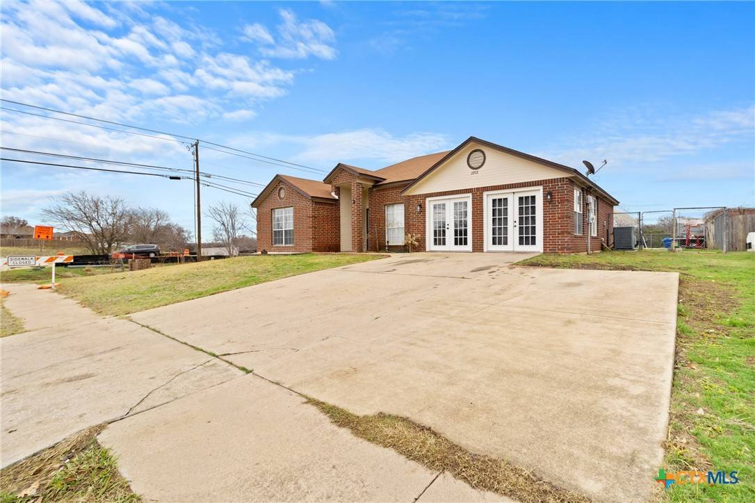 Killeen, TX 76549,2202 Waterfall DR