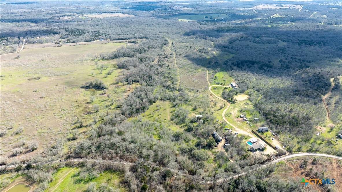 Dale, TX 78616,689 Chamberlin RD