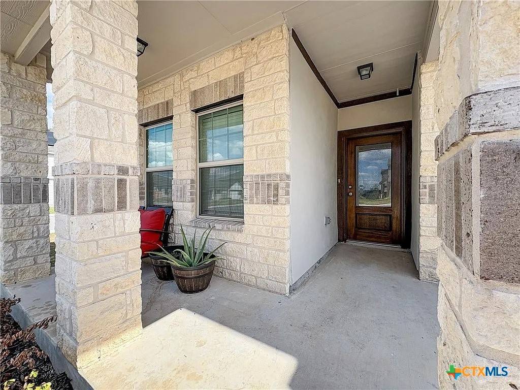 New Braunfels, TX 78130,2072 Adeline WAY
