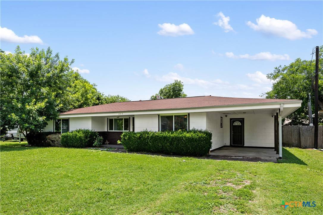 Thorndale, TX 76577,207 N Main ST