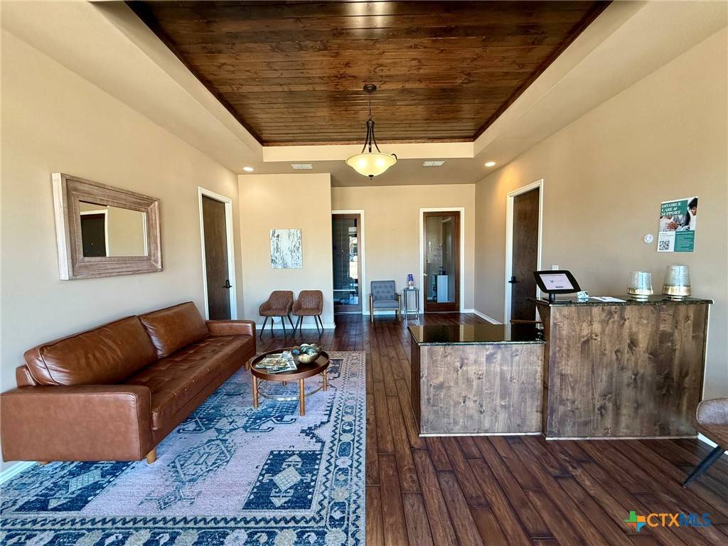 Temple, TX 76502,5250 S 31st ST