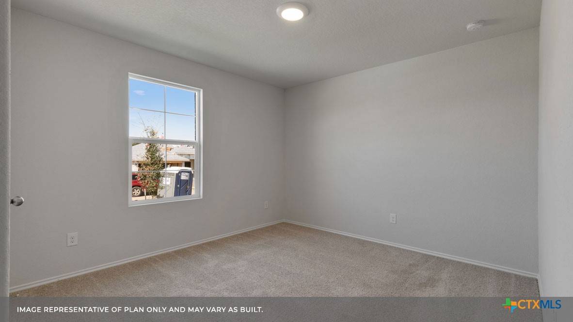 Seguin, TX 78155,355 HONEYDEW WAY