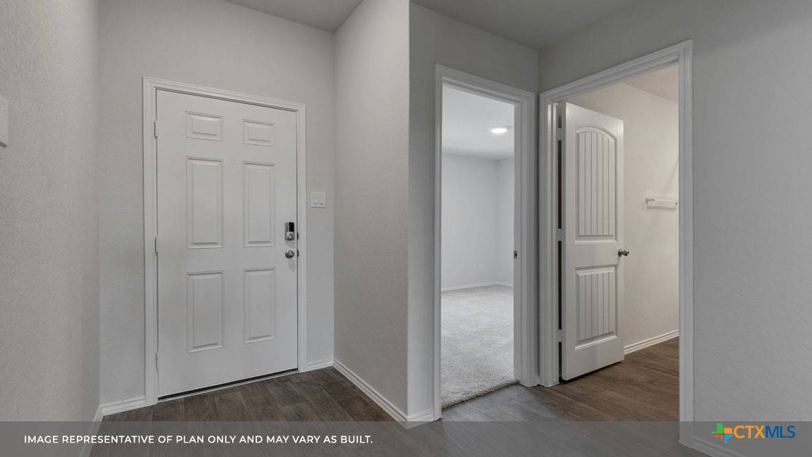 Seguin, TX 78155,325 HONEYDEW WAY