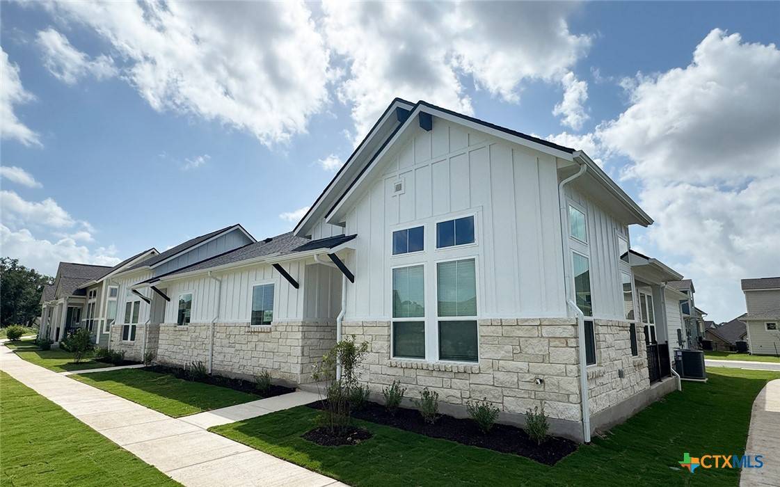 San Marcos, TX 78666,136 Stewart DR #101