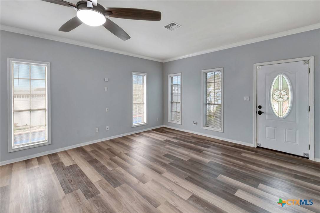 Victoria, TX 77901,116 Stonewood PL