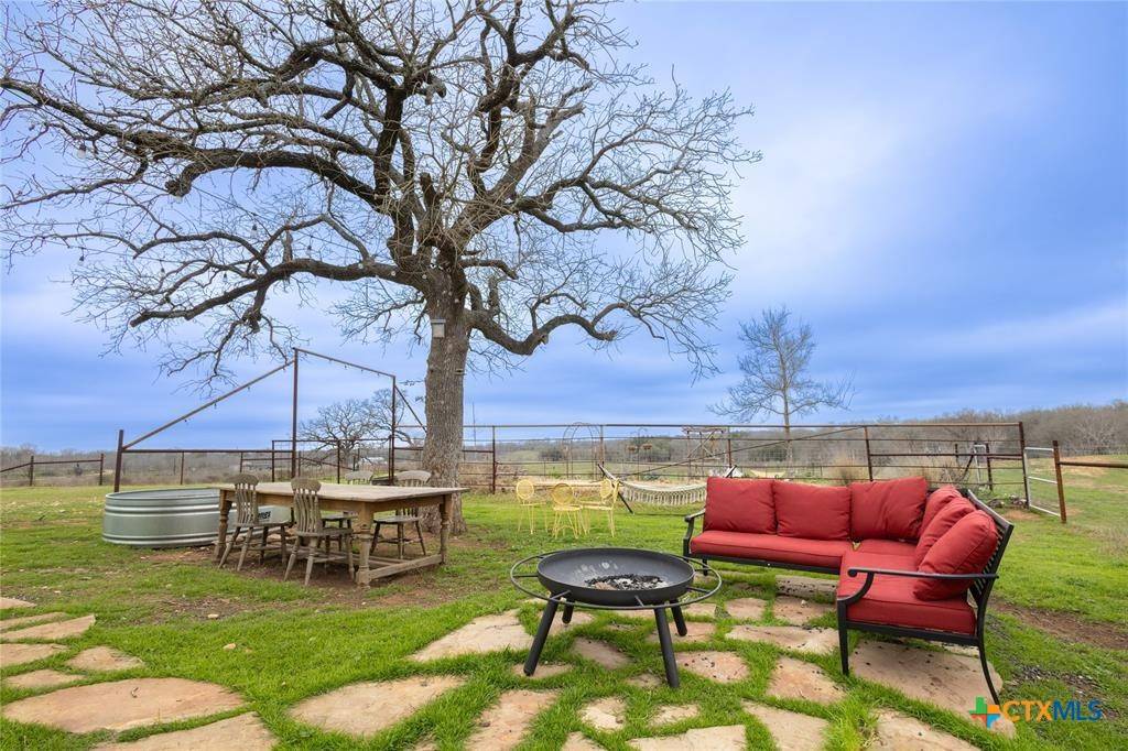 Luling, TX 78648,3270 Fm 671
