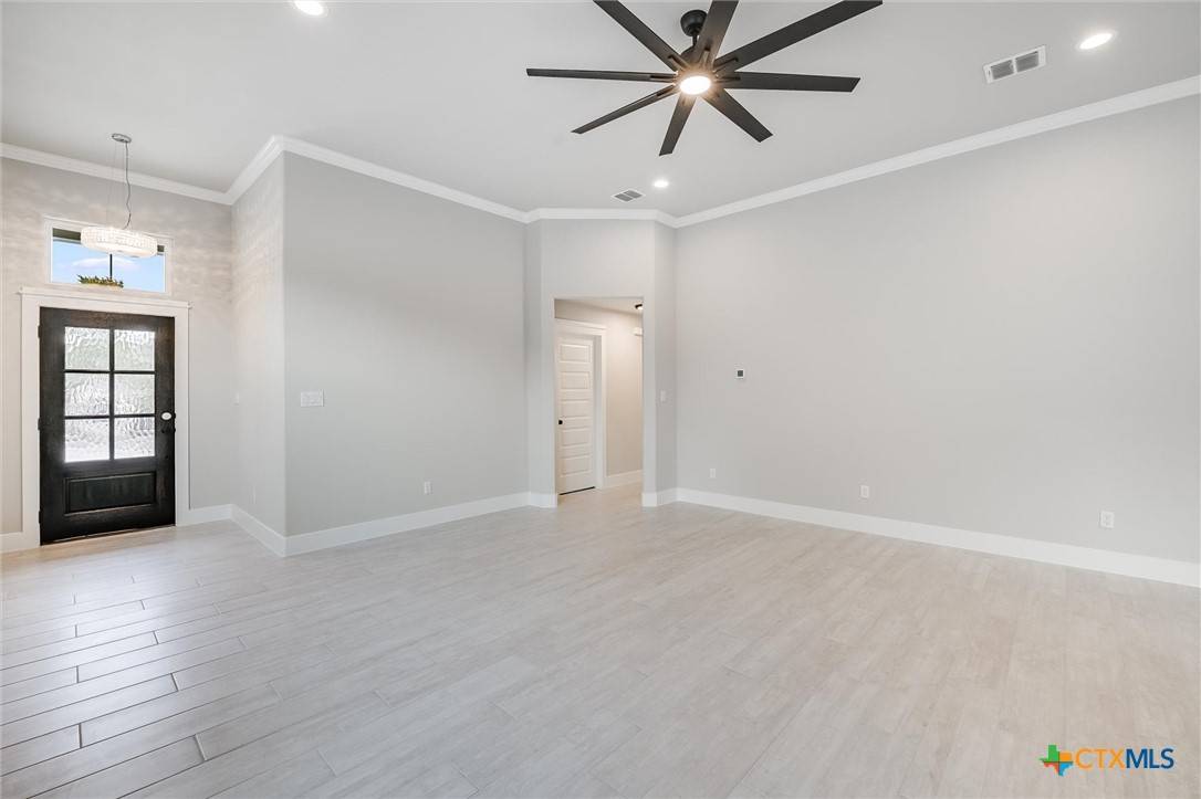 Wimberley, TX 78676,8 Lakewood CIR
