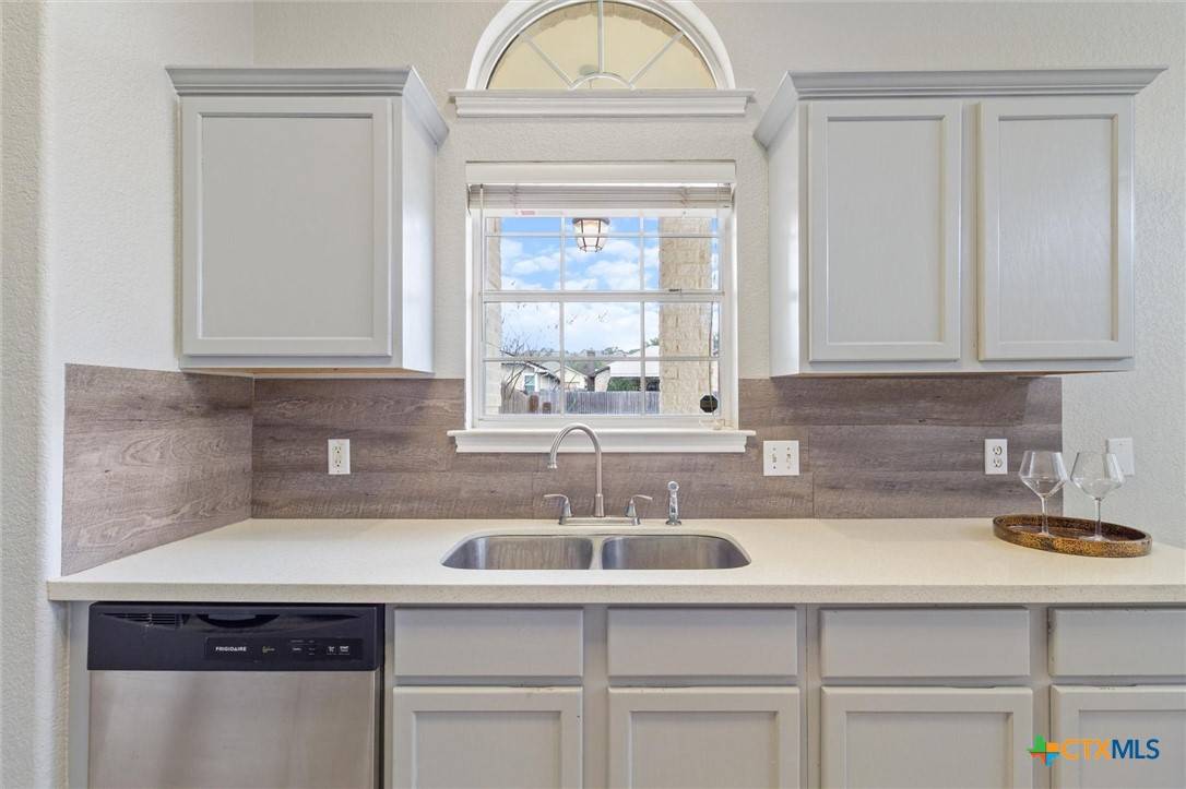 San Marcos, TX 78666,1800 Pearce CT