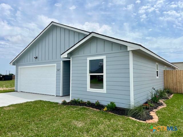 Palacios, TX 77465,809 Flycatcher DR