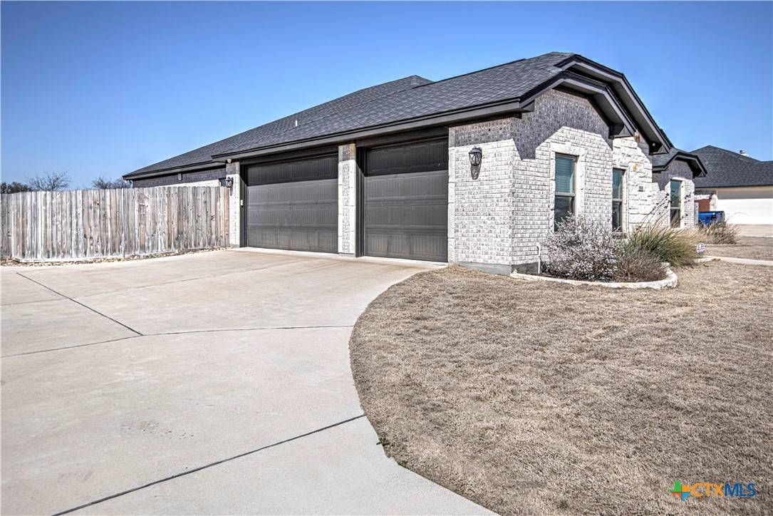 Belton, TX 76513,5396 Cowman DR