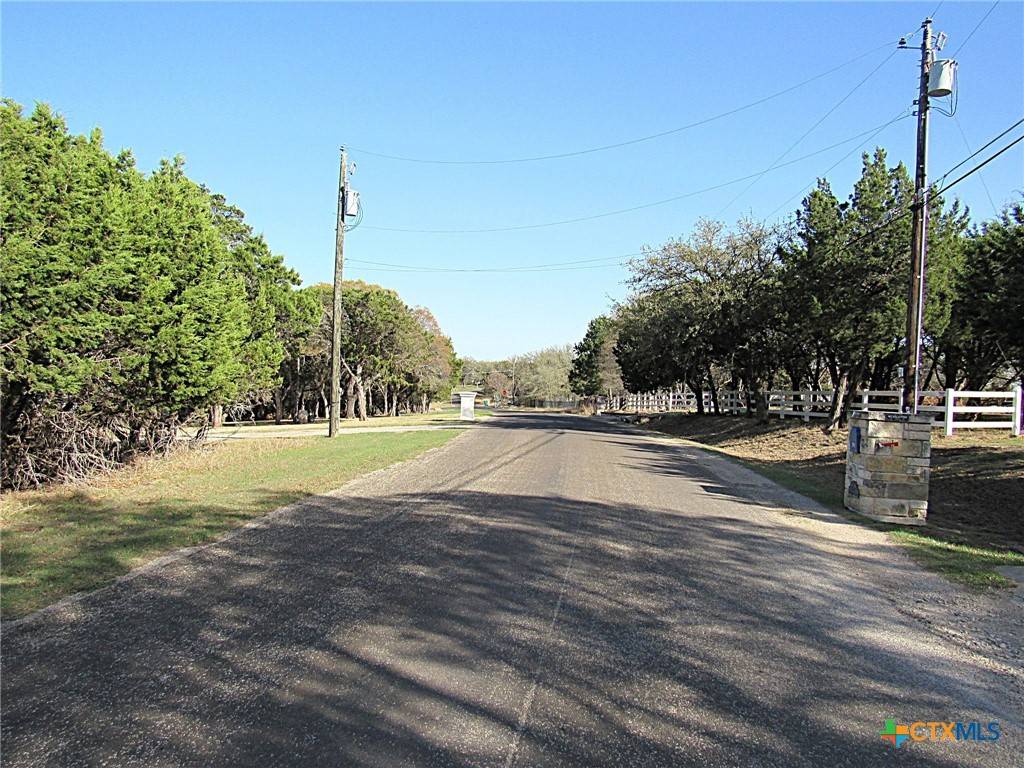 Belton, TX 76513,10784 Highview DR