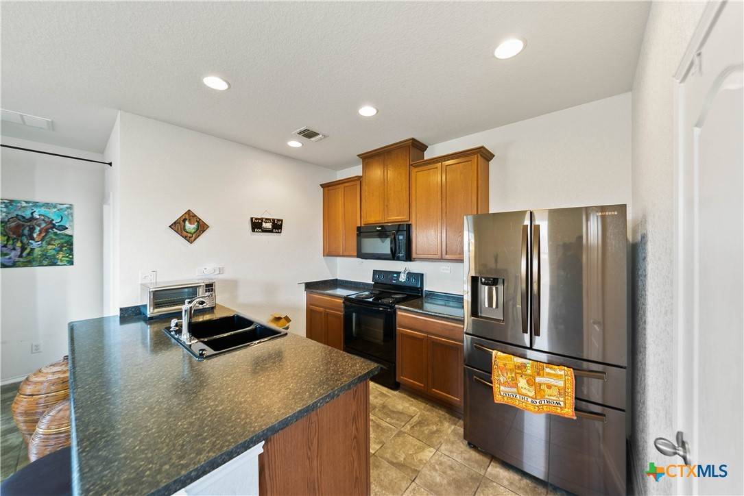 New Braunfels, TX 78130,1983 Shire Meadows
