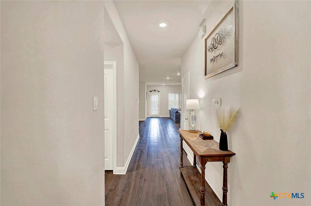 Seguin, TX 78155,1050 Amble Oak