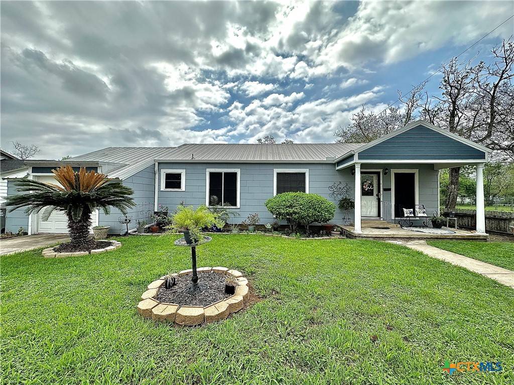 Victoria, TX 77901,1401 E Loma Vista AVE