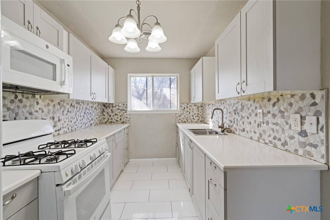 Copperas Cove, TX 76522,703 S 13th ST