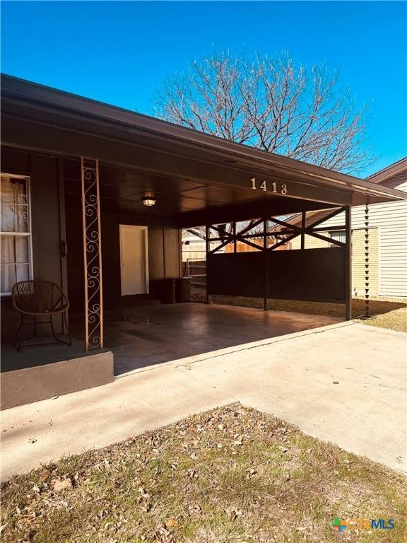 Lampasas, TX 76550,1413 W 4th ST
