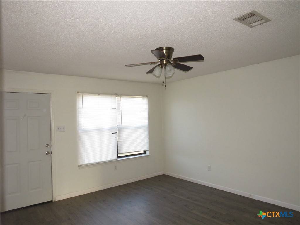 Copperas Cove, TX 76522,142 Wolf RD #A