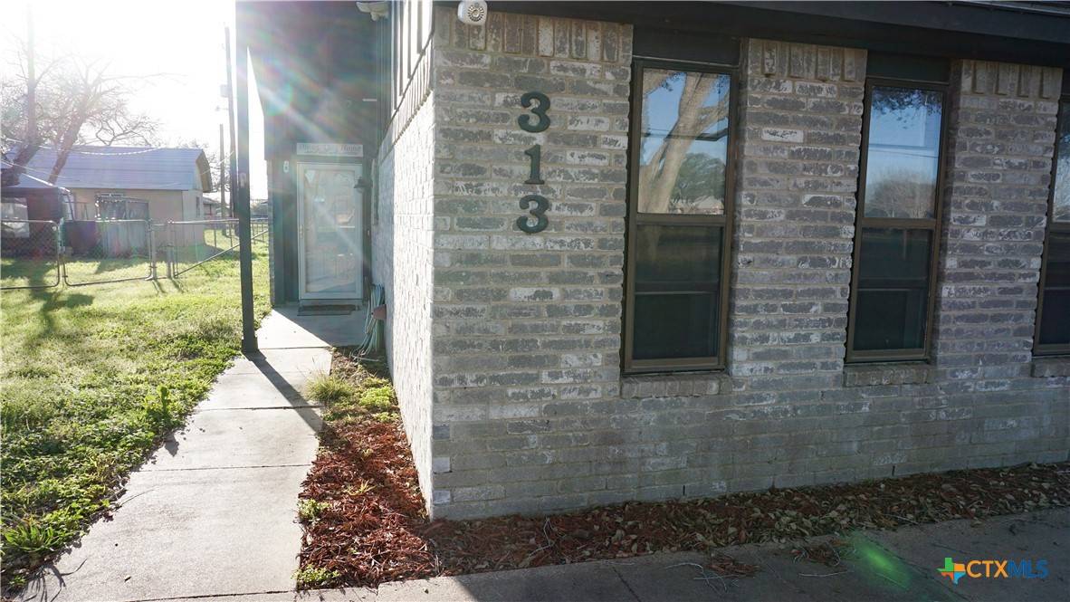 Victoria, TX 77905,313 Pheasant DR
