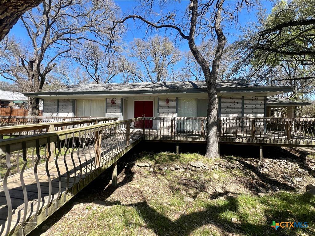 San Marcos, TX 78666,224 W Hillcrest DR
