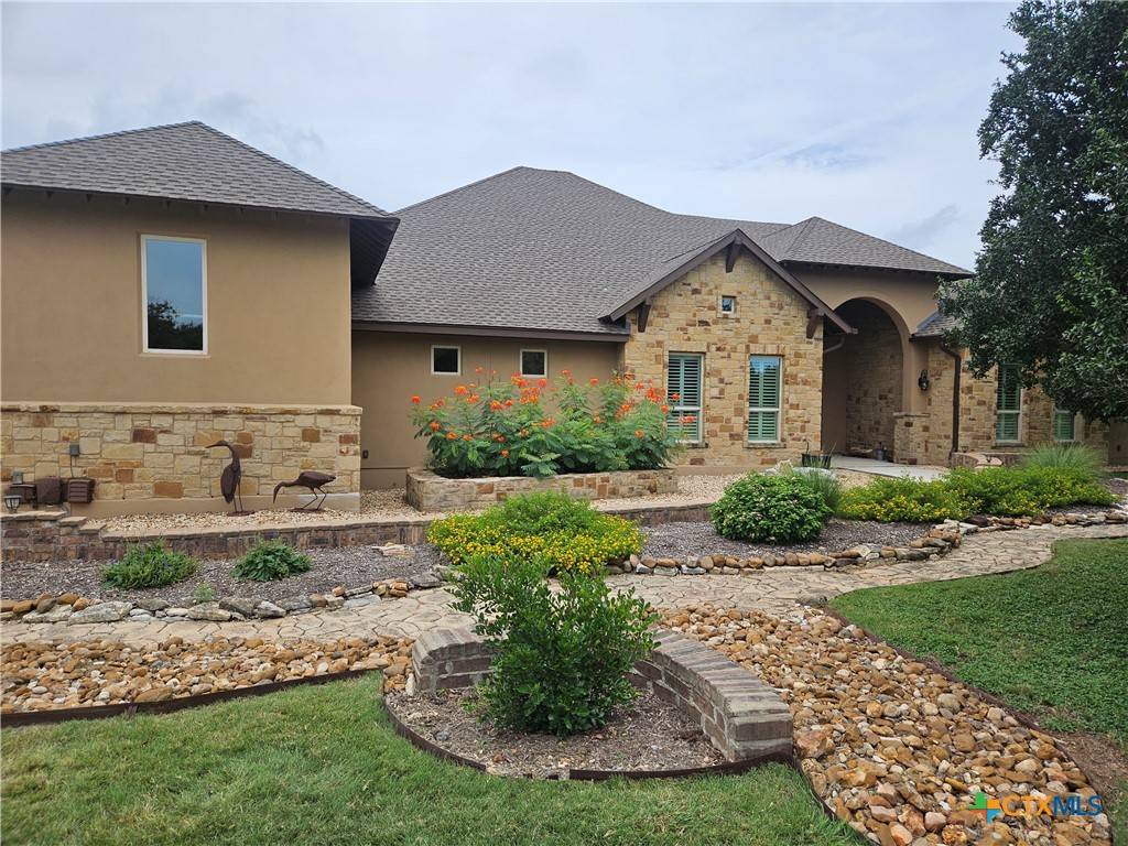 New Braunfels, TX 78132,115 Laurel Wood