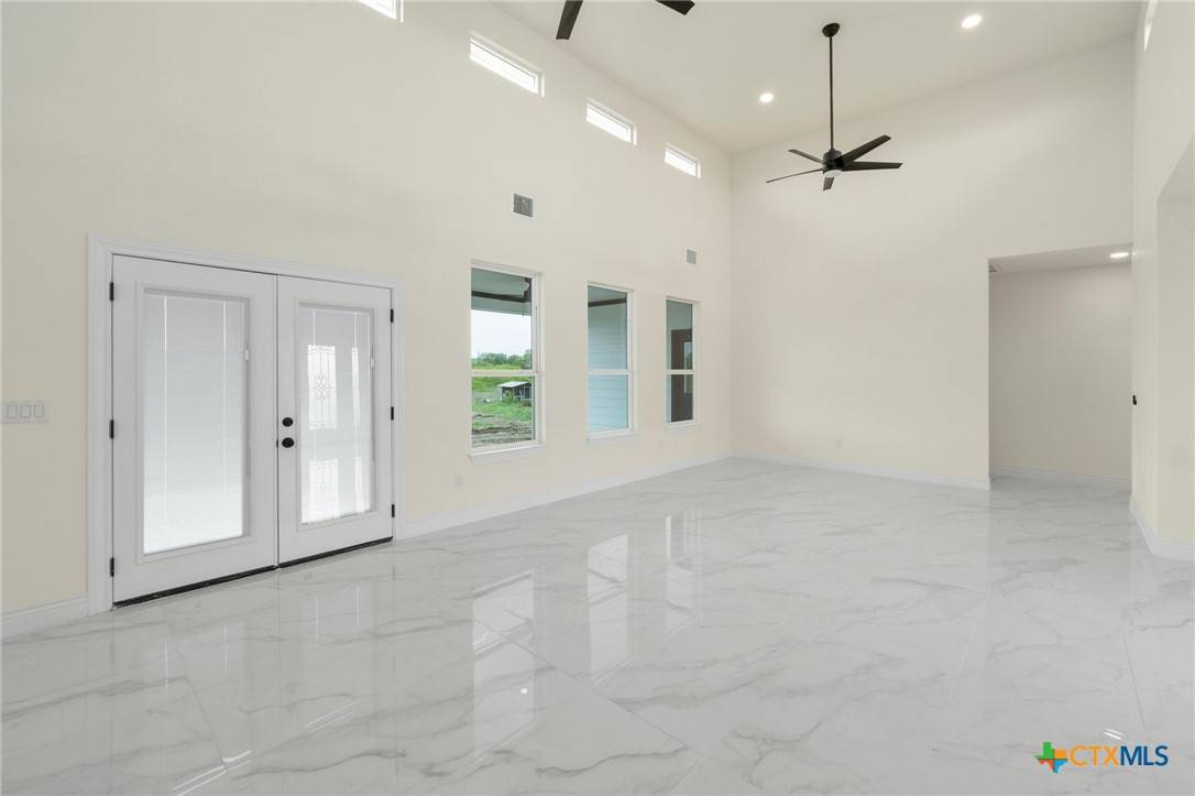 Lockhart, TX 78644,459 Rancho Linda DR