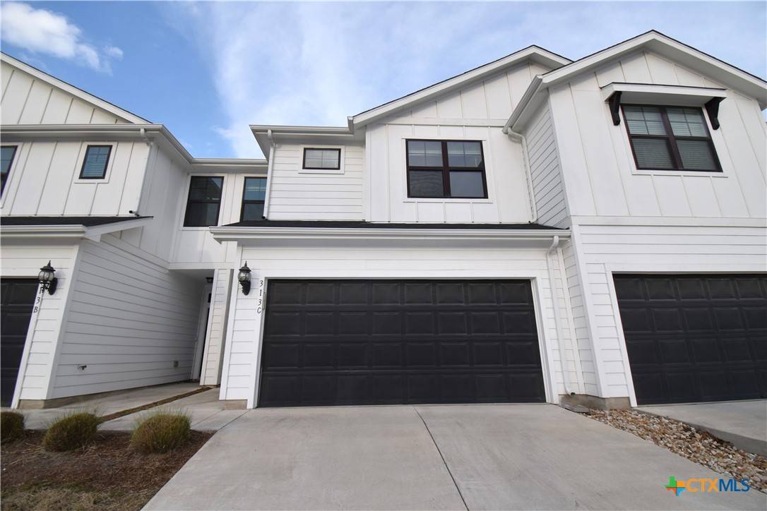Buda, TX 78610,313 Fieldwood DR #C