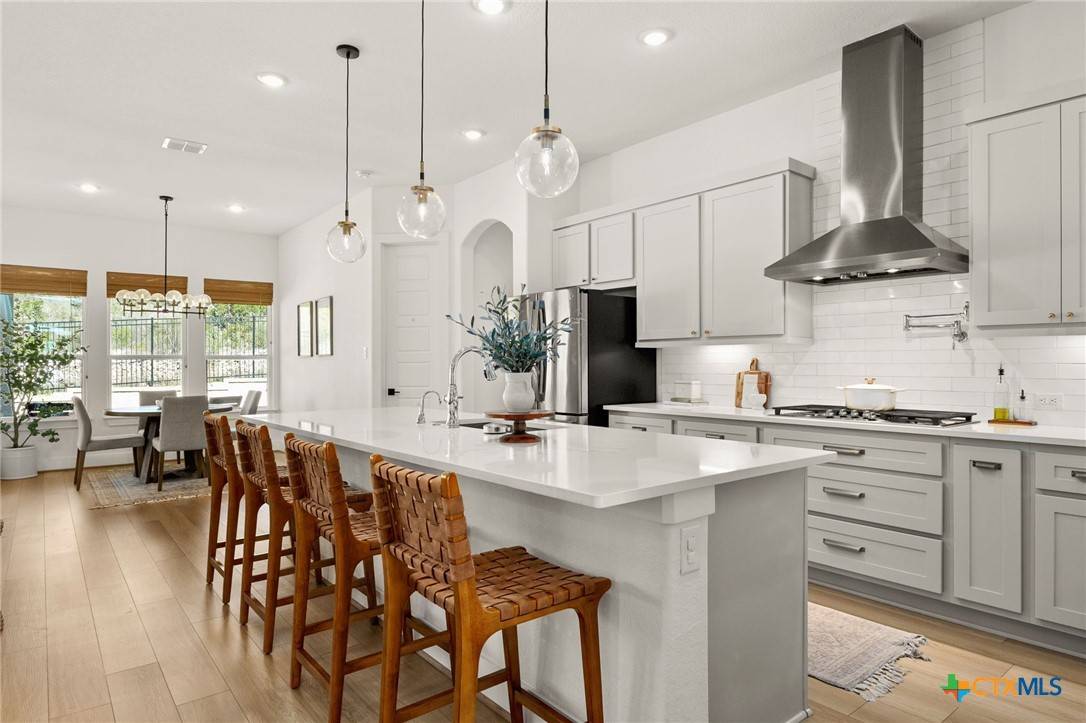 New Braunfels, TX 78130,685 Treetop PASS