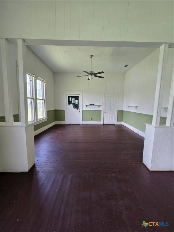 Yoakum, TX 77995,206 Dallas ST