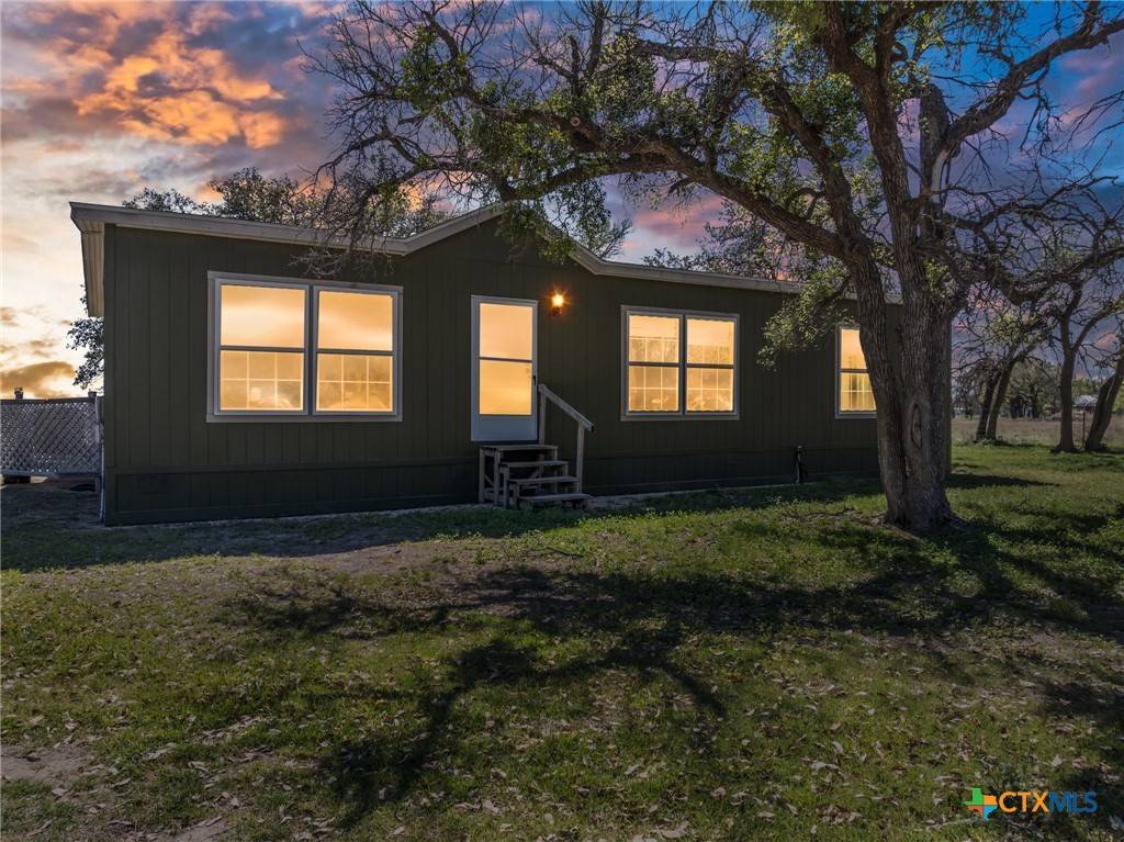 Evant, TX 76525,996 County Road 421