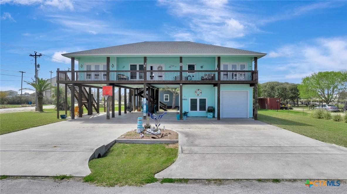 Port O'connor, TX 77982,23 Macey ST