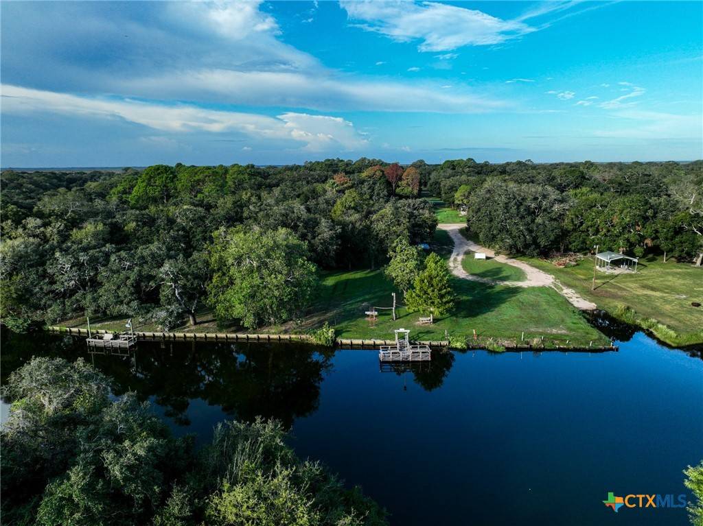 Blessing, TX 77419,494 Catamaran CIR