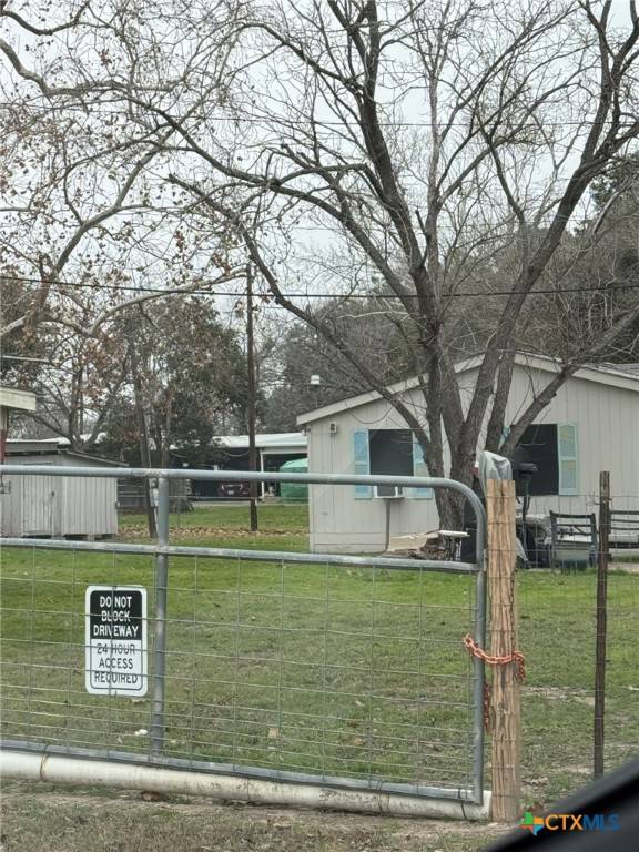Seguin, TX 78155,2410 W Kingsbury ST