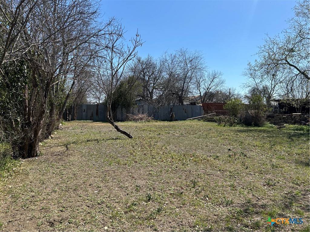 New Braunfels, TX 78130,1865 Lee ST