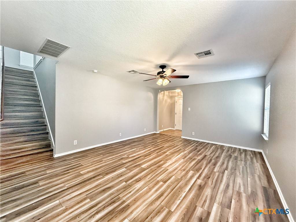 New Braunfels, TX 78130,2137 Dorman DR