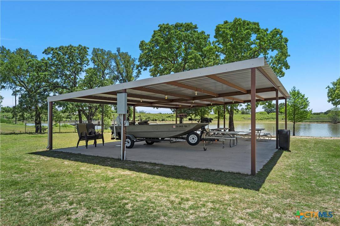 Axtell, TX 76624,1110 Woodlake LN