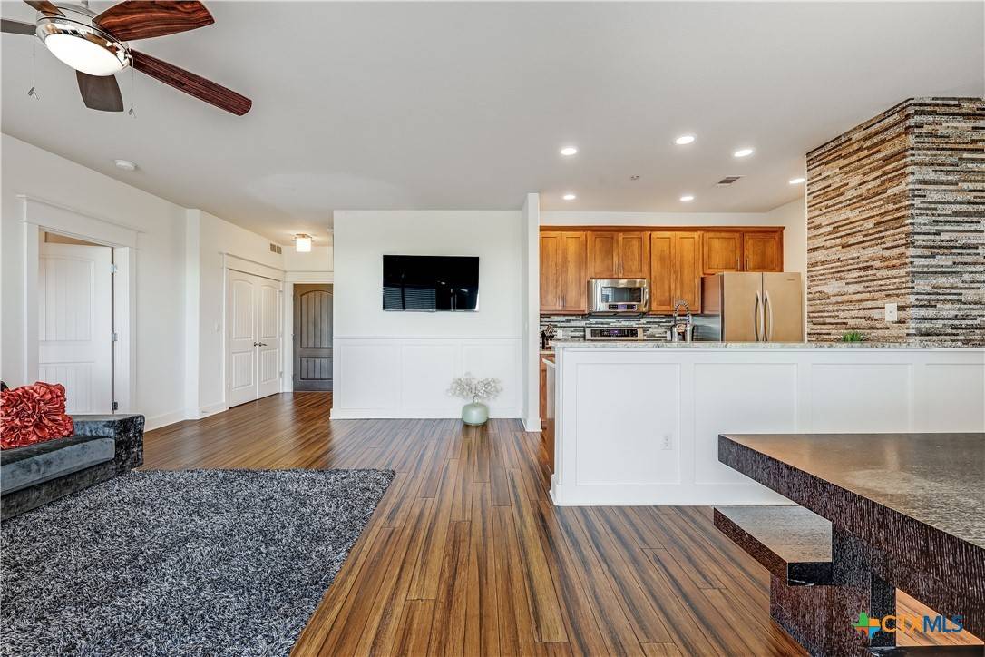 Jonestown, TX 78645,17732 Edgewood WAY #101