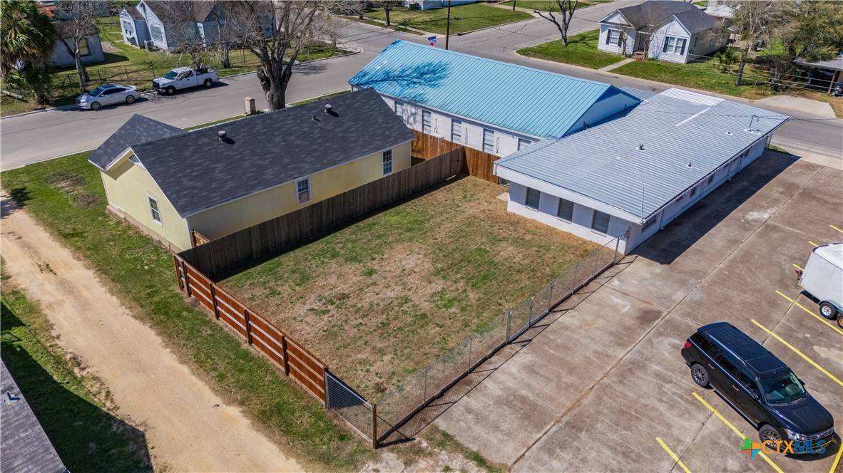 Victoria, TX 77901,1508 N East ST