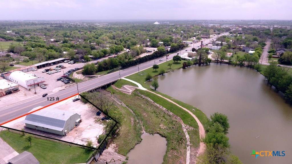 Taylor, TX 76574,1425 N Main ST
