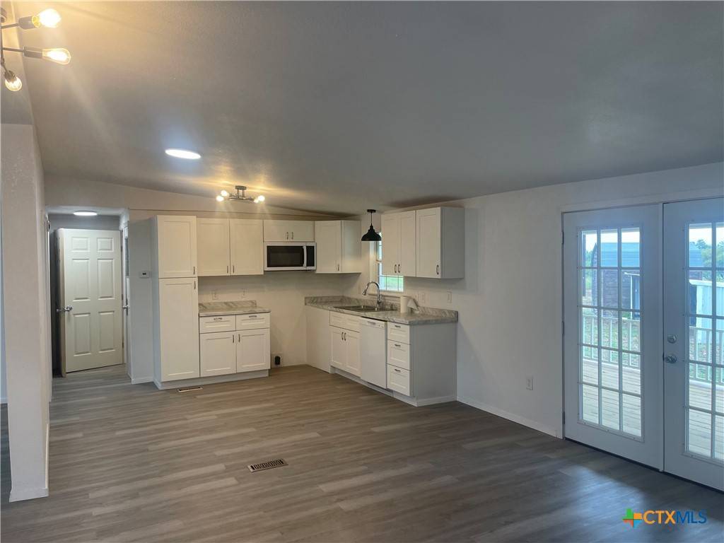 Goldthwaite, TX 76844,60 N CR 304