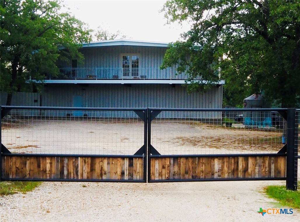 Bastrop, TX 78602,797 N State Highway 95