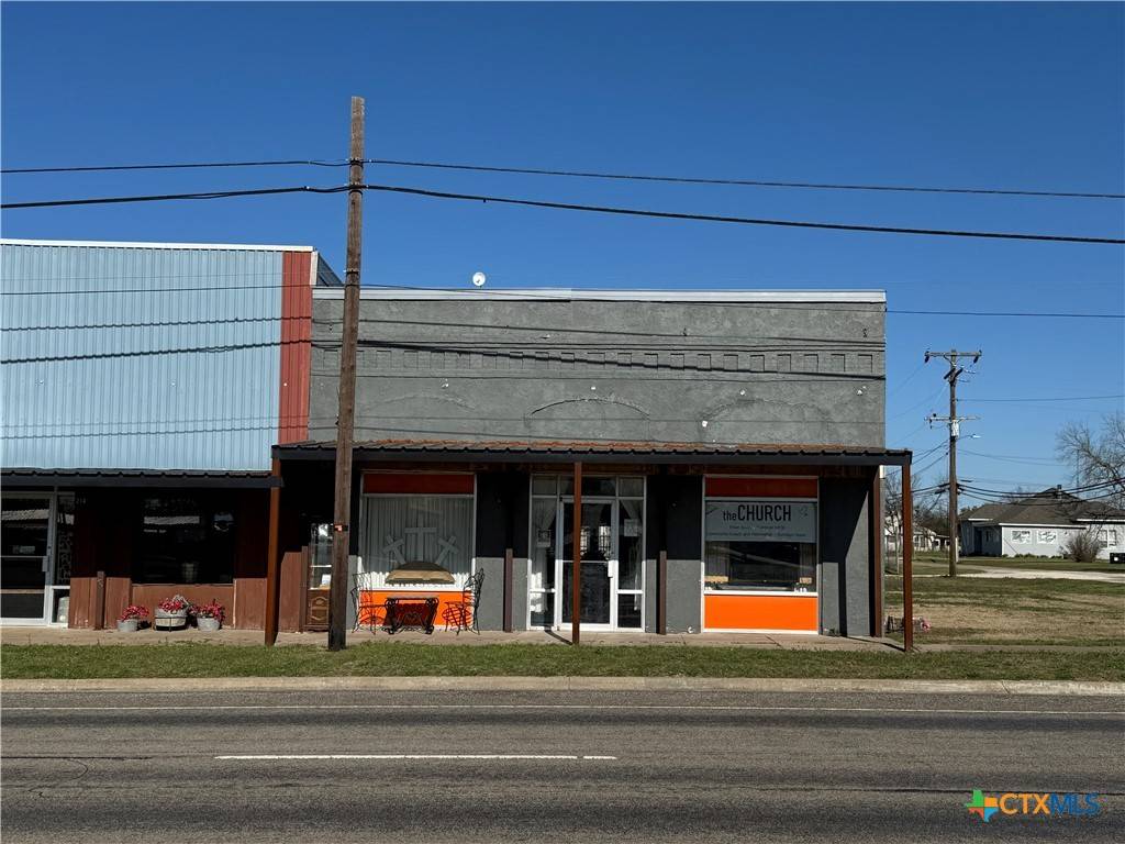 Lott, TX 76656,216 Gassaway ST