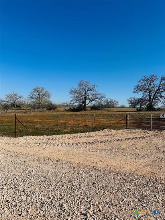 Waelder, TX 78959,716 Main Loop RD