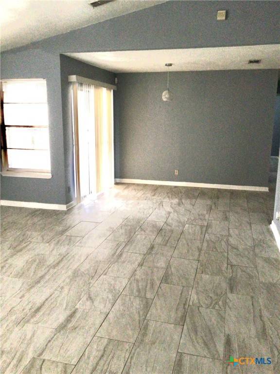 Killeen, TX 76543,2004 Sherman DR