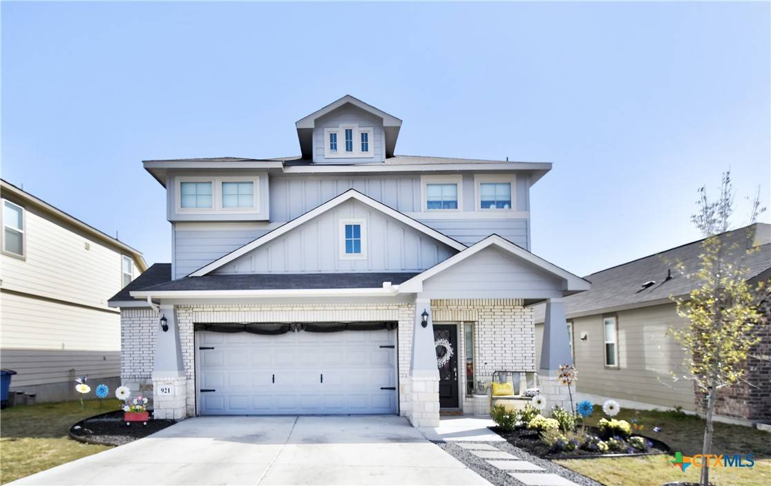 New Braunfels, TX 78130,921 Windflower