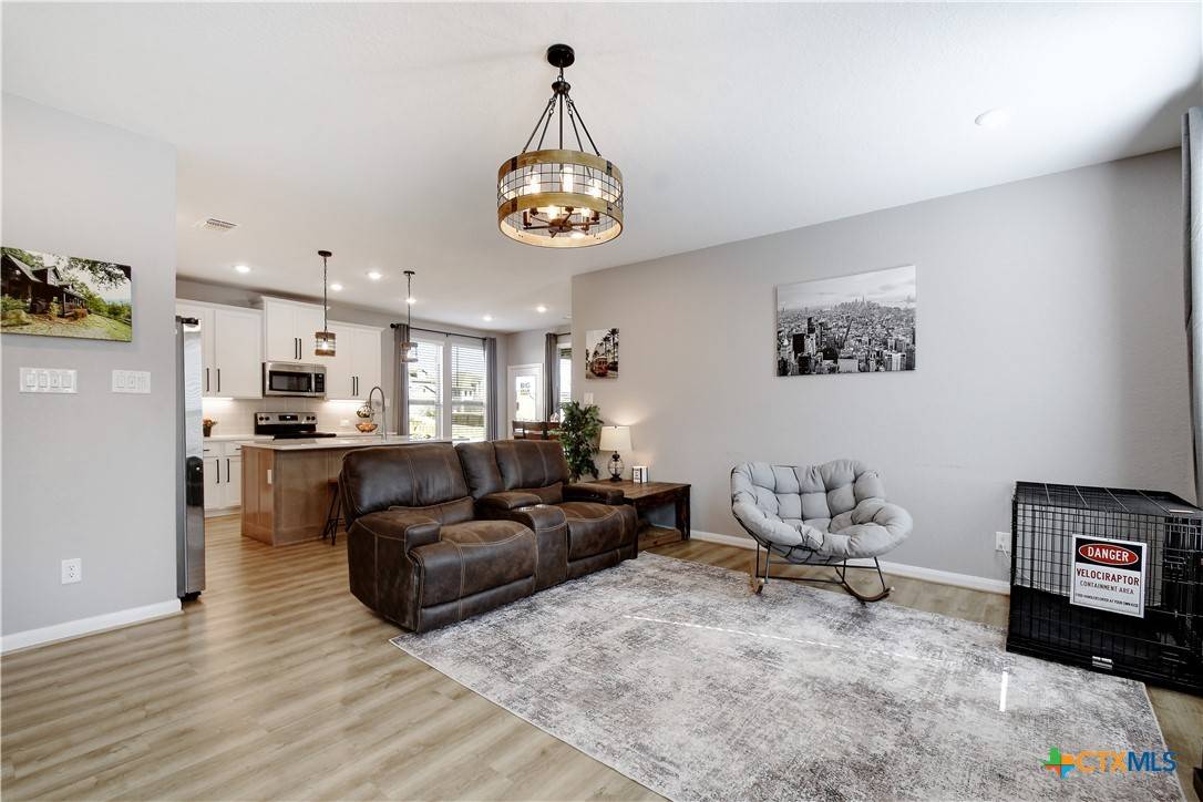 New Braunfels, TX 78130,921 Windflower