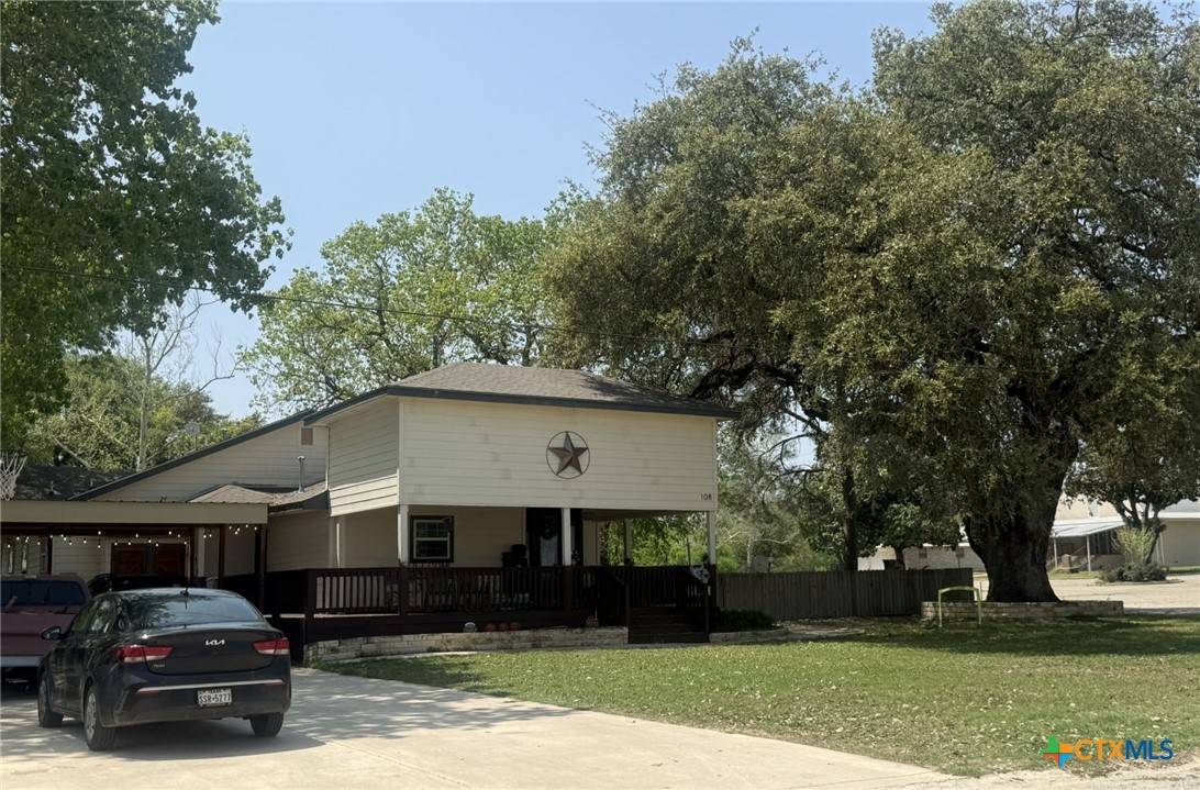 Stockdale, TX 78160,108 Guerra ST