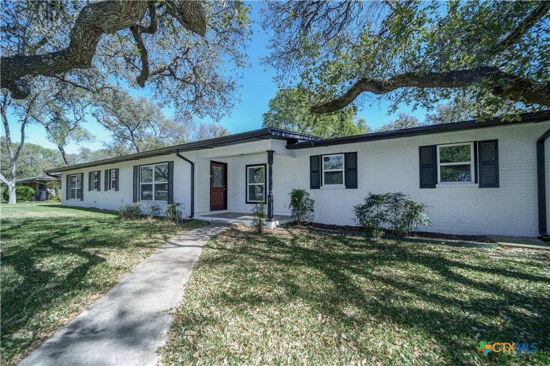 San Marcos, TX 78666,615 Dale DR