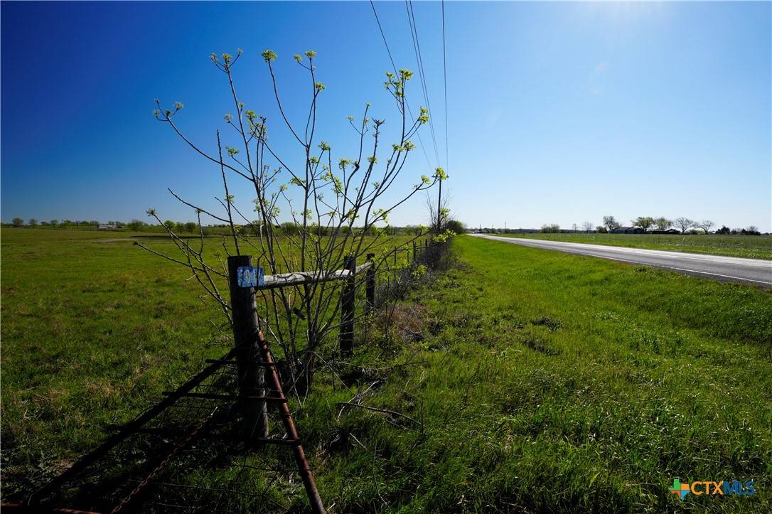 Schulenburg, TX 78956,TR 1 1011 Fm 956