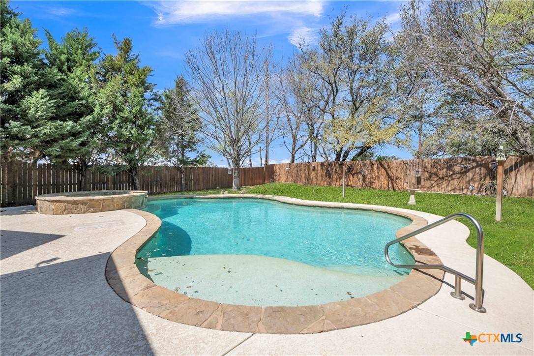 Temple, TX 76502,6004 Fawn Meadows DR