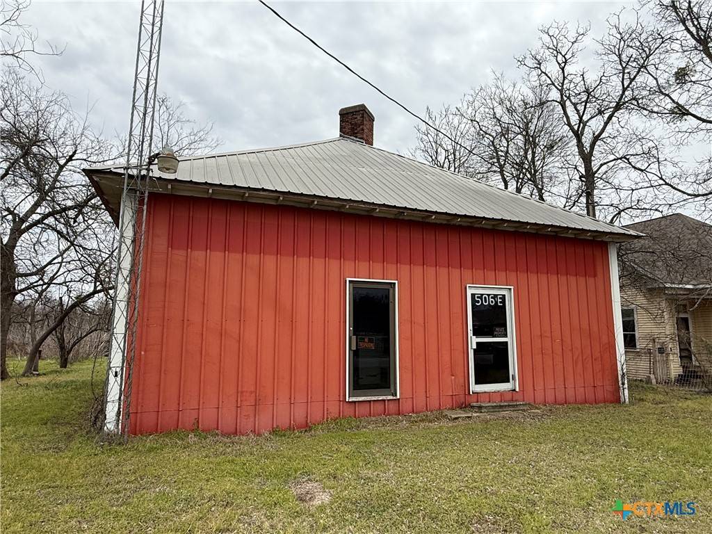 Rockdale, TX 76567,506 E Cameron AVE